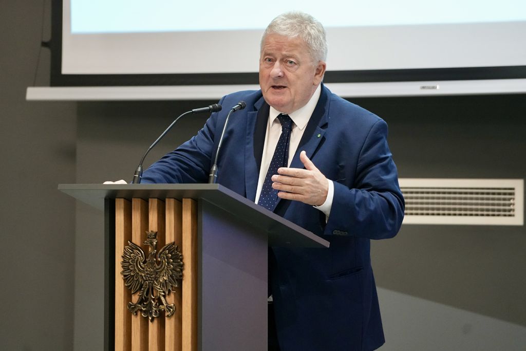 siekierski, pomoc, rolnicy, sadownicy