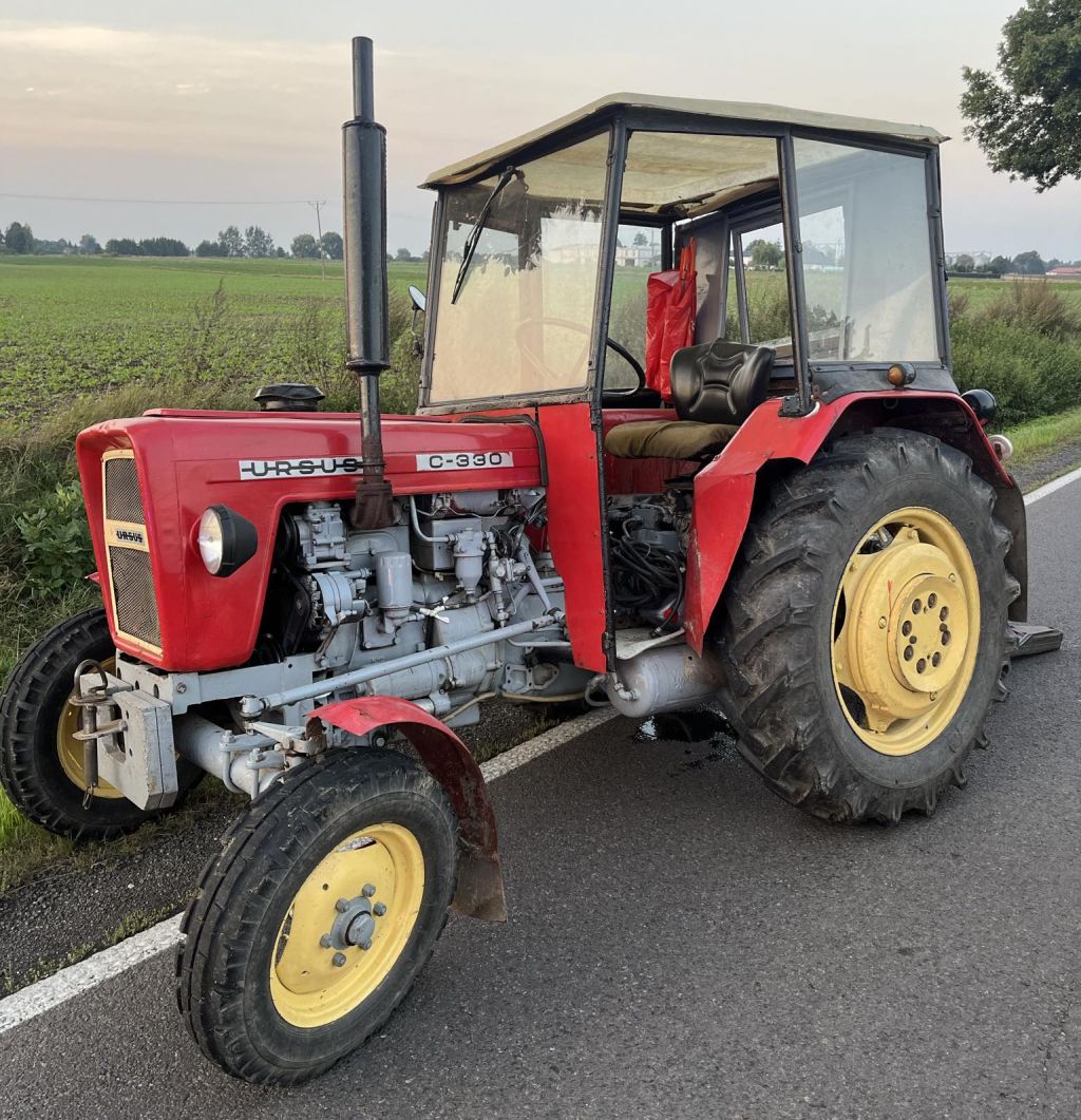 kolizja, zderzenie, auto, ciągnik