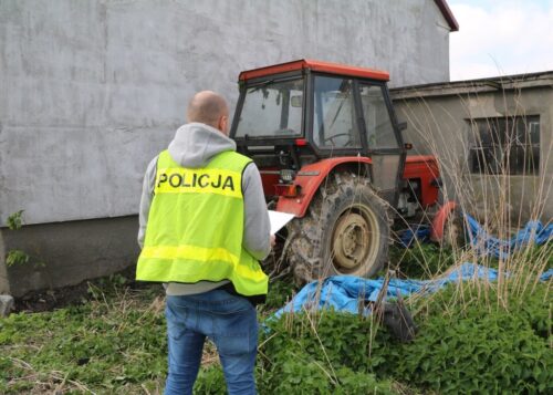 wyrok, sąd, pijany traktorzysta, przepadek pojazdu