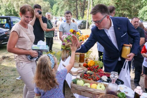 marszałek sejmu, hołownia, dożynki, chleb