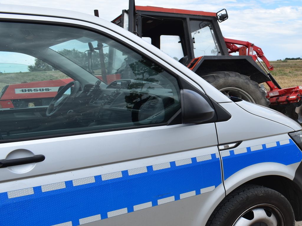 kradzież, ciągnik, złodziej, pijany traktorzysta