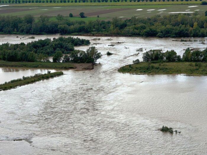 ue, ke, powódź, rolnicy