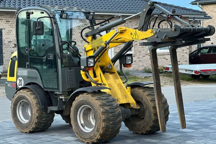 niemcy, skradziona ładowarka, odzyskana ładowarka, zarzut