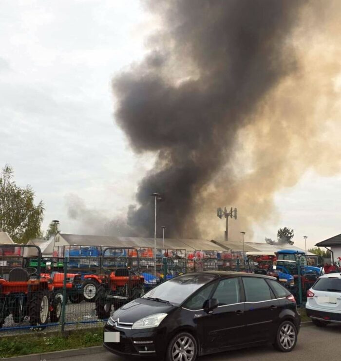 pożar, hale magazynowe, hale namiotowe, ciągniki