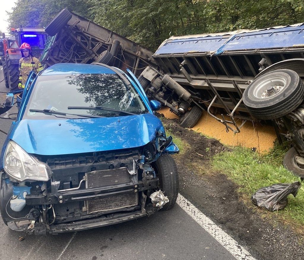 zderzenie, ciągnik, przyczepy, auto