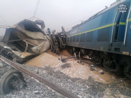 wykolejony pociąg, zderzenie, zboże, transport zboża