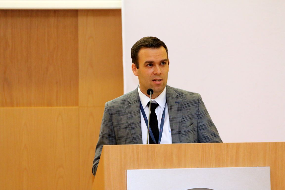 Uniwersytet Agri Plus, Agri Plus, prosięta, lochy, parwowirus, PRRS, grypa świń, rotawirus, omnitarianizm