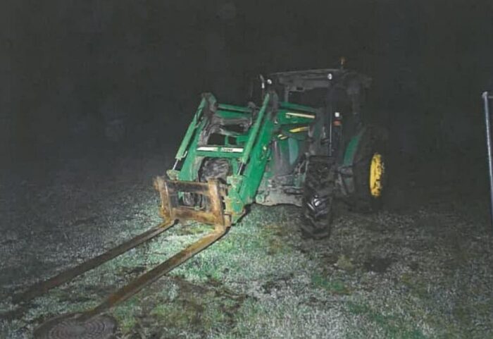 pijany traktorzysta, auta, uszkodzenie, zatrzymanie