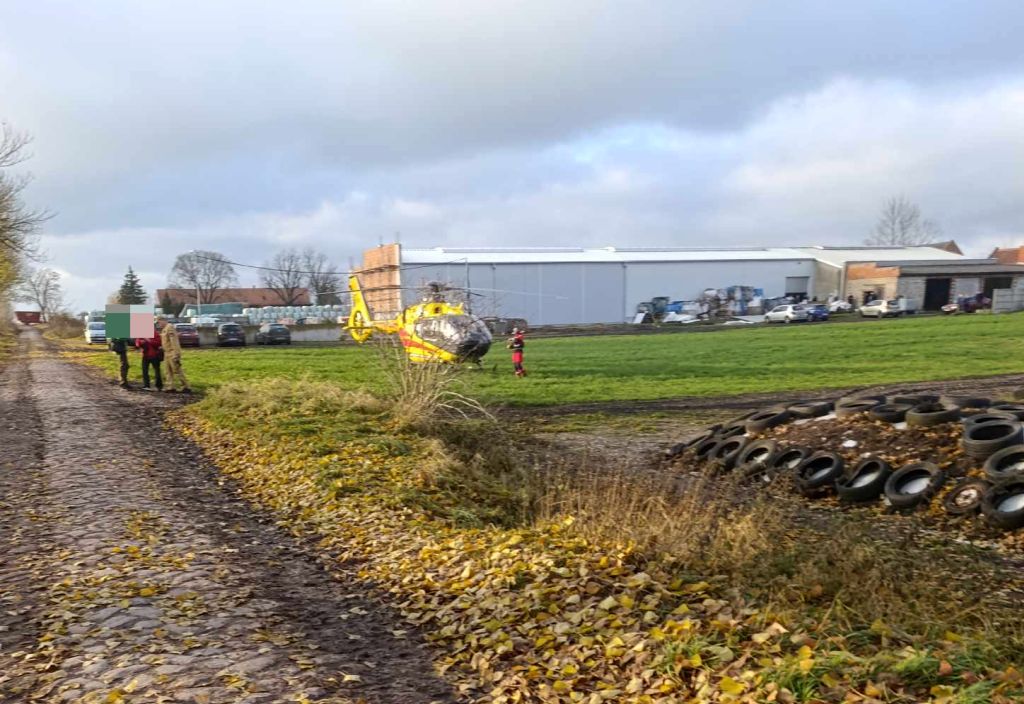 gospodarstwo, wypadek, upadek, ranni mężczyźni