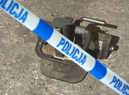 kradzież, część do ciągnika, zaczep ciągnika, sąsiad