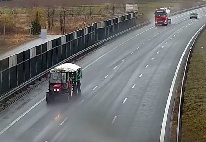 gddkia, droga ekspresowa, ekspresówka, ciągnik