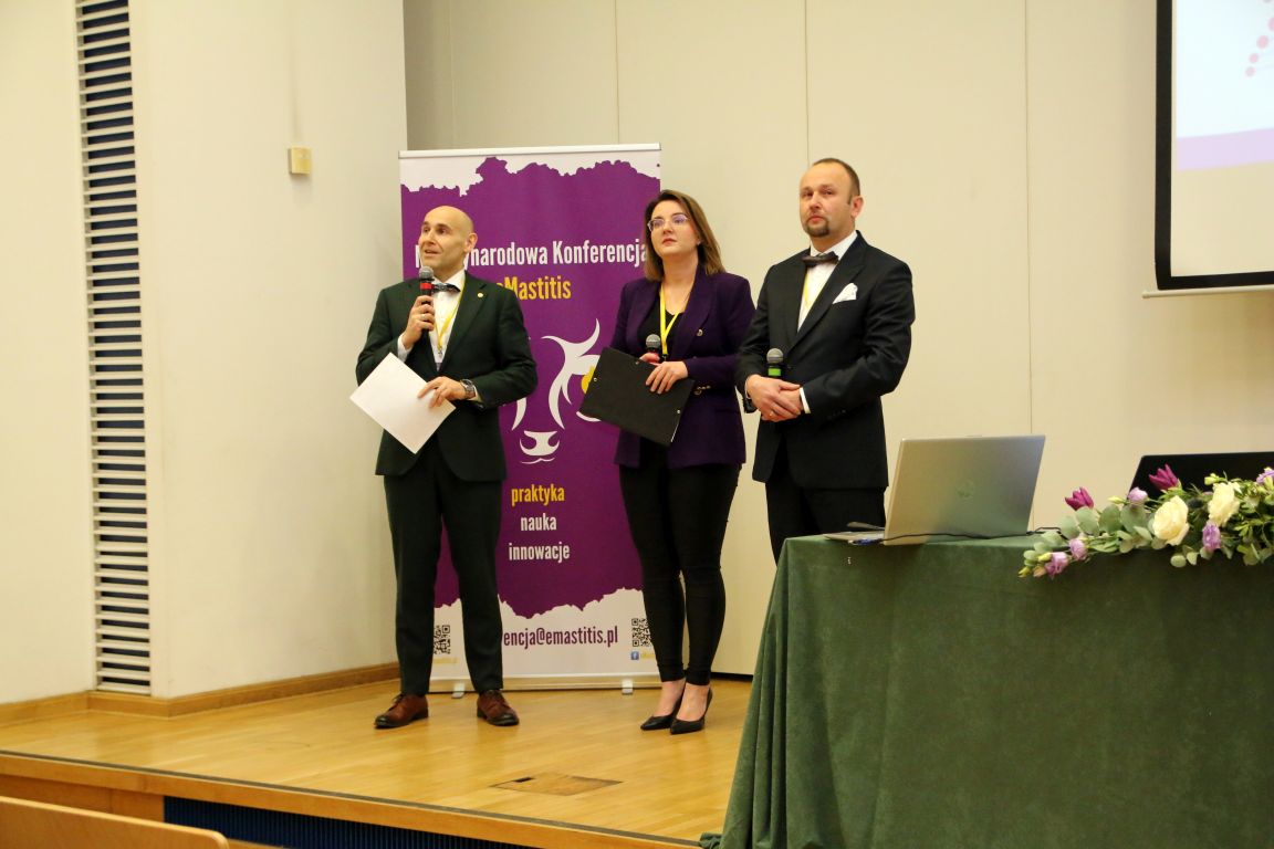 emastitis, bydło mleczne, krowy mleczne, mastitis, zapalenie wymienia, międzynarodowa konferencja, SGGW, hodowcy