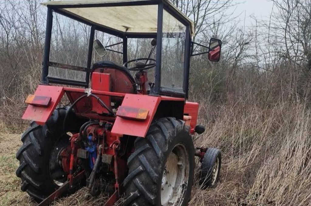 skradziony ciągnik, odzyskany ciągnik, gps, kradzież ciągnika