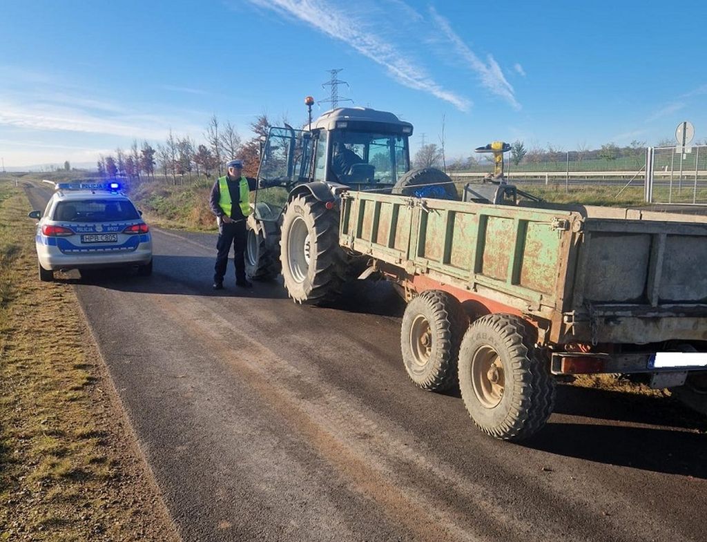 kontrola drogowa, drogówka, ciągnik, traktorzysta