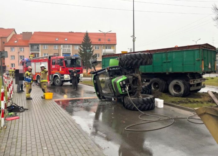 wywrócony ciągnik, kolizja, pijany traktorzysta, pijany kierowca