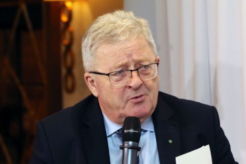 sztab kryzysowy, pryszczyca, bydło, cielęta, Słowacja, Czesław Siekierski, ognisko pryszczycy, import cieląt