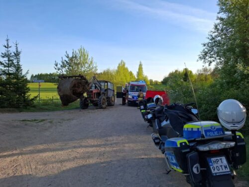 zdarzenie drogowe, potrącenie, ciągnik, syn