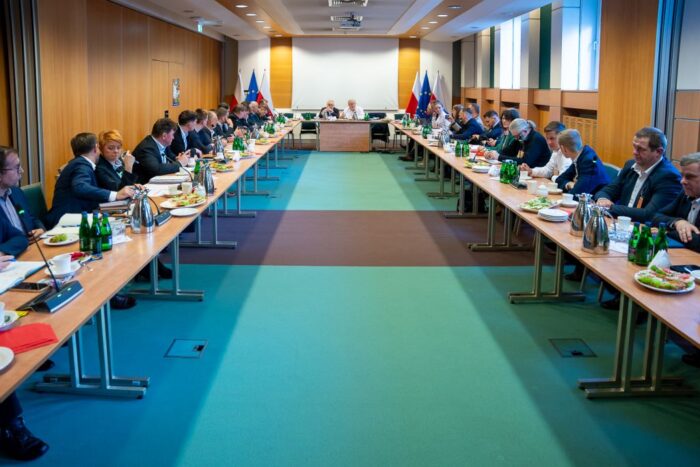 krir, zespoły robocze, problemy rolników, sektor rolny, nabór