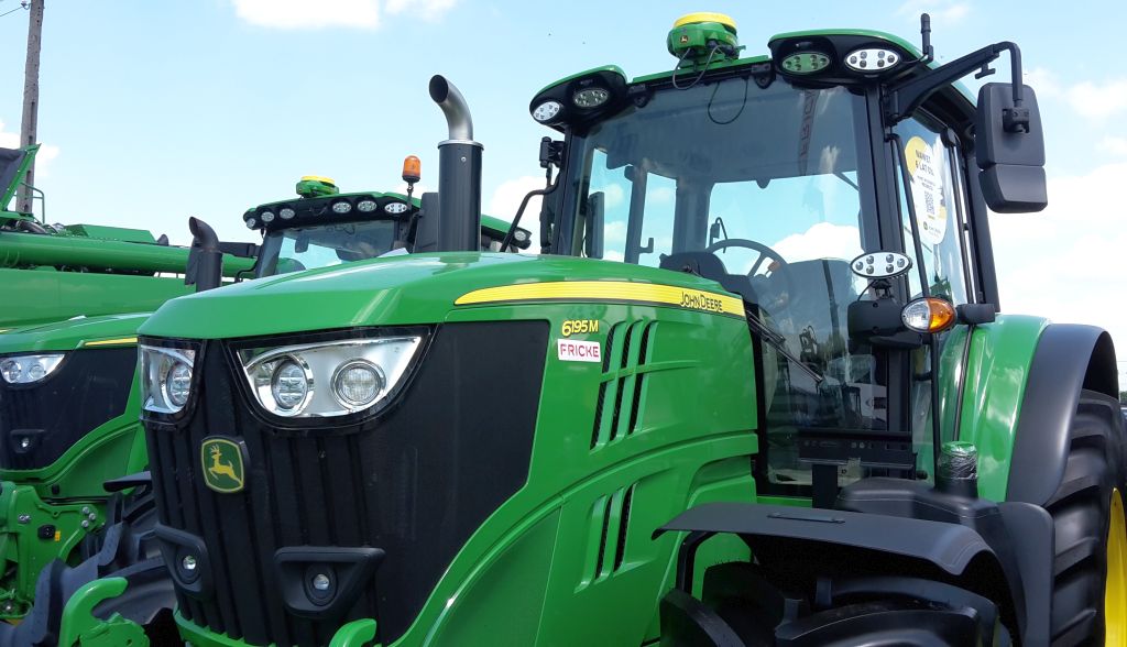 pigmiur, rynek ciągników, rejestracje ciągników, sprzedaż ciągników