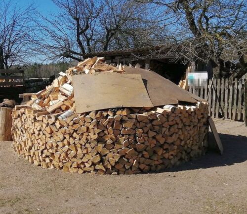 mkiś, spalanie drewna, ogrzewanie drewnem, gospodarstwa