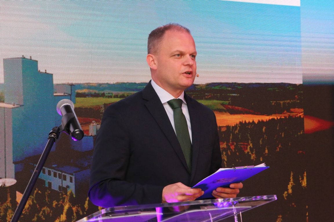 Agri Plus, wytwórnia pasz w Kurzętniku, pasze dla drobiu, pasze dla trzody, drób, pszenica, kukurydza, higienizacja pasz