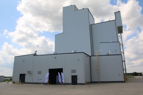 Agri Plus, wytwórnia pasz w Kurzętniku, pasze dla drobiu, pasze dla trzody, drób, pszenica, kukurydza, higienizacja pasz