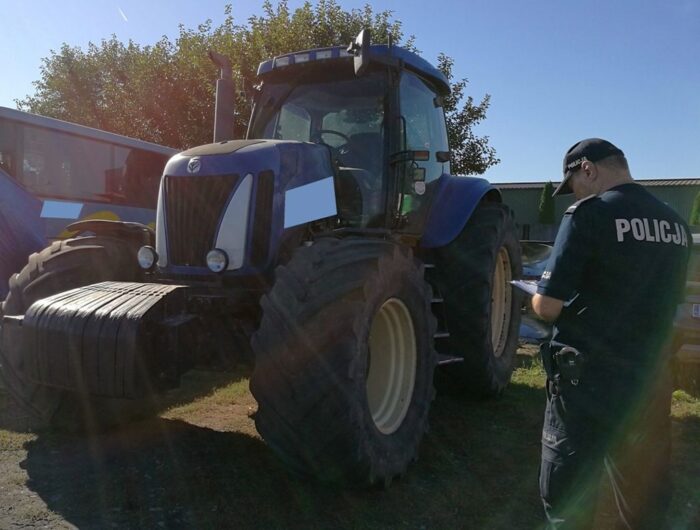 oszustwo, zakup ciągnika, straty, ogłoszenie