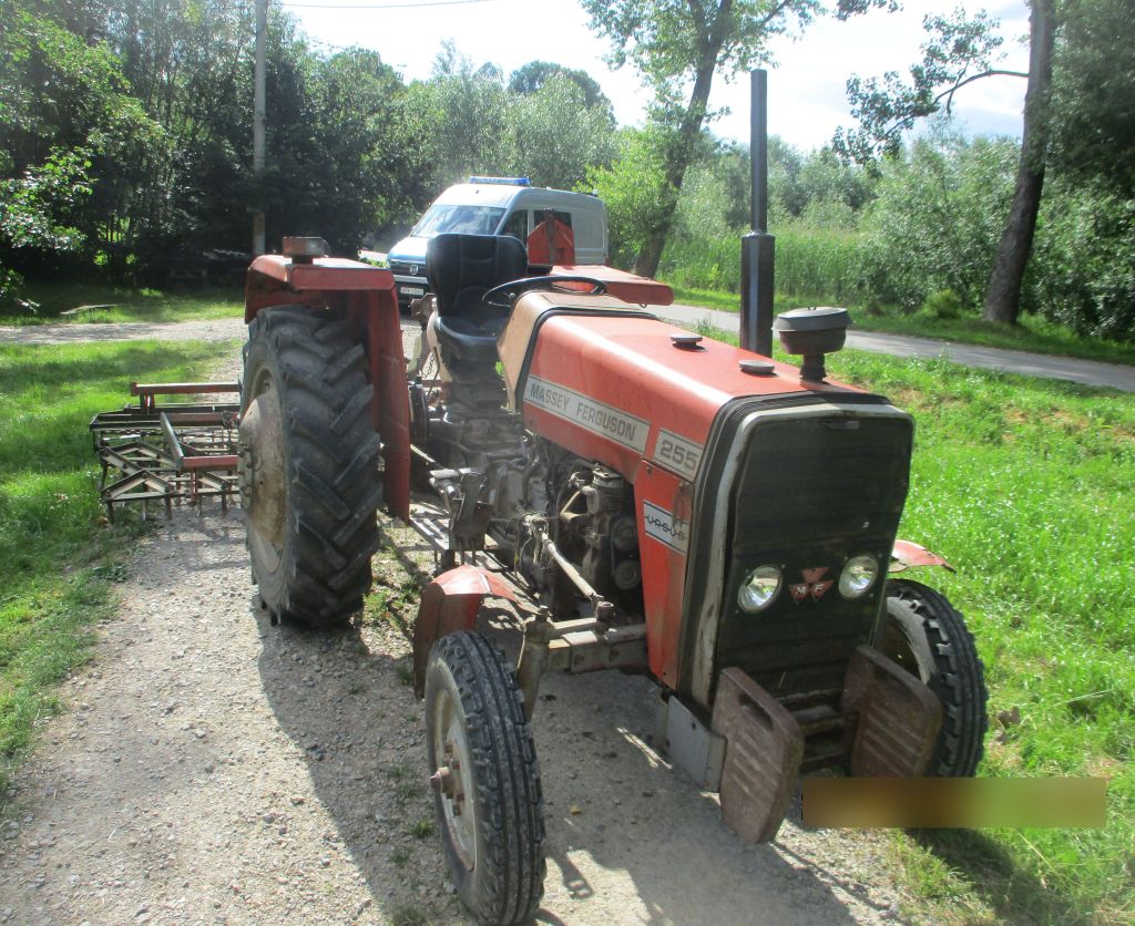 zdarzenie drogowe, ciągnik, auto, pijany traktorzysta