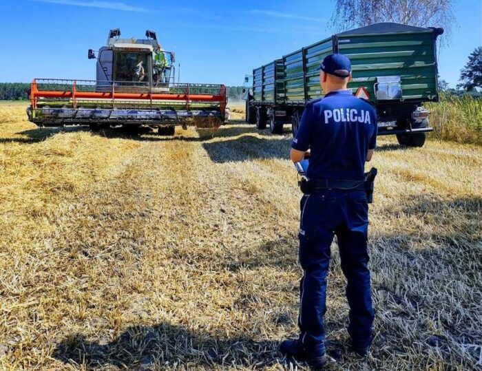 lato, żniwa, maszyny rolnicze, kradzież