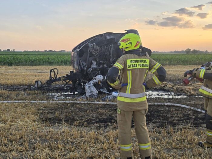 pożar, prasa rolnicza, przyczepa samozbierająca, akcja gaśnicza