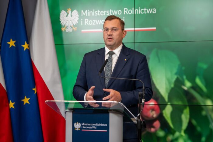 minister rolnictwa, krajewski, ochrona produkcji rolnej, ochrona rolników