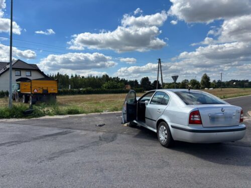 wypadek, zderzenie, auto, ciągnik