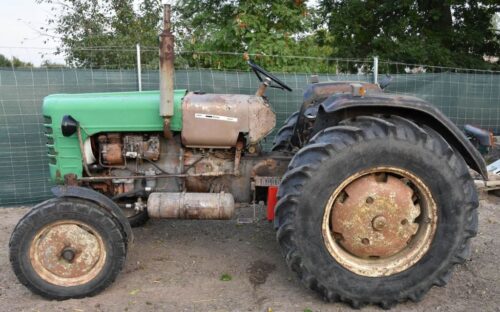 wypadek, ciągnik, przejechanie, ranny mężczyzna