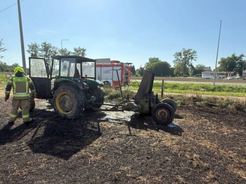 pożar, ciągnik, akcja gaśnicza, straty