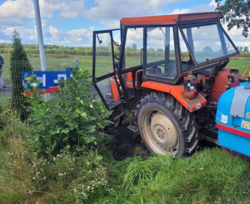 zderzenie, ciągnik, auto, pijany traktorzysta