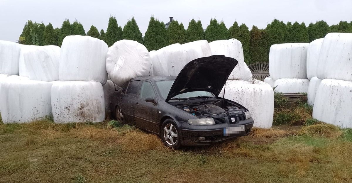 zderzenie, auto, kiszonka, pijany kierowca