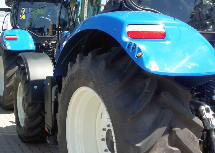 oszustwo, koła, ciągnik, sprzedaż