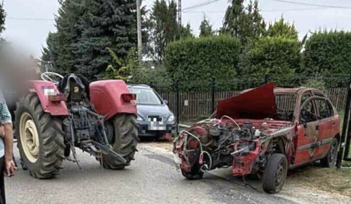 kolizja, ciągnik, wrak, ogrodzenie, zderzenie, pijany traktorzysta