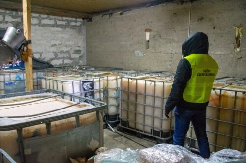 kas, bimbrownia, gospodarstwo, produkcja alkoholu