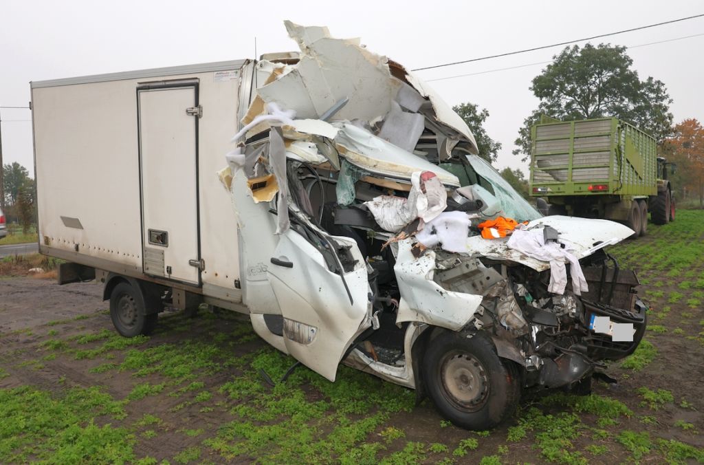 zderzenie, bus, przyczepa, ciągnik