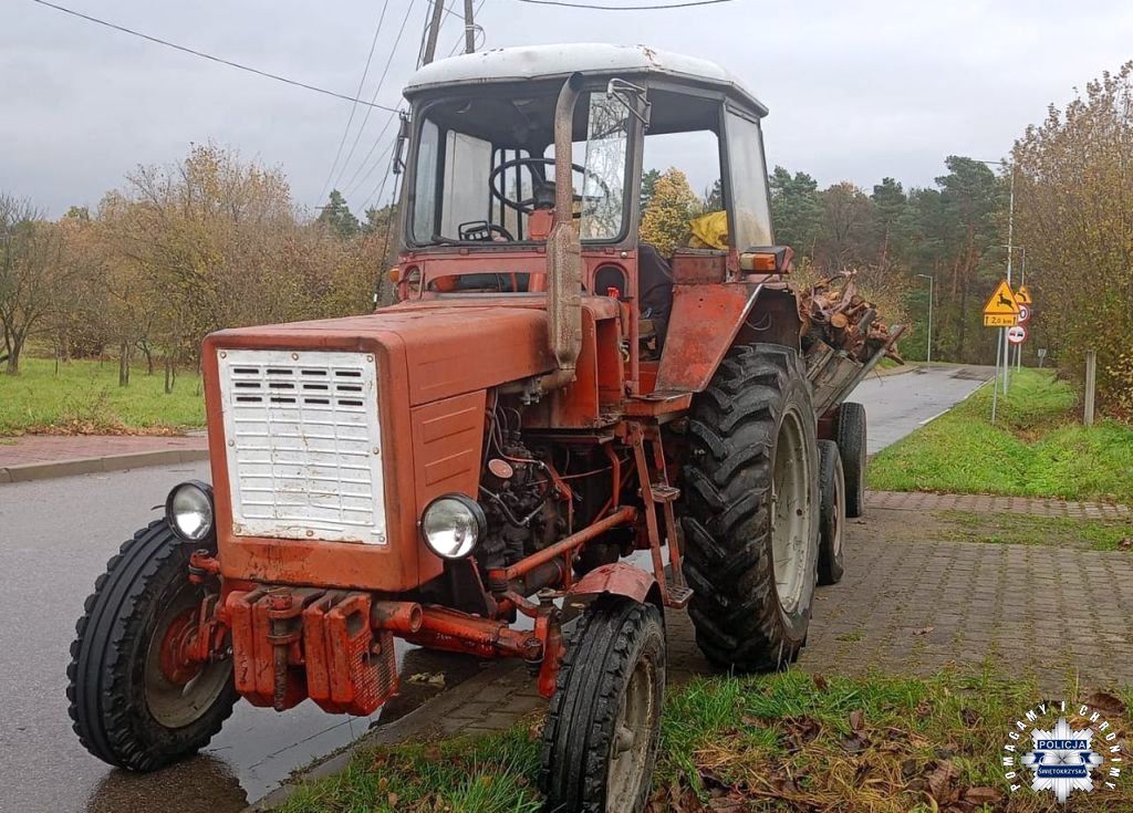 ciągnik, traktorzysta, brak uprawnień, przegląd techniczny