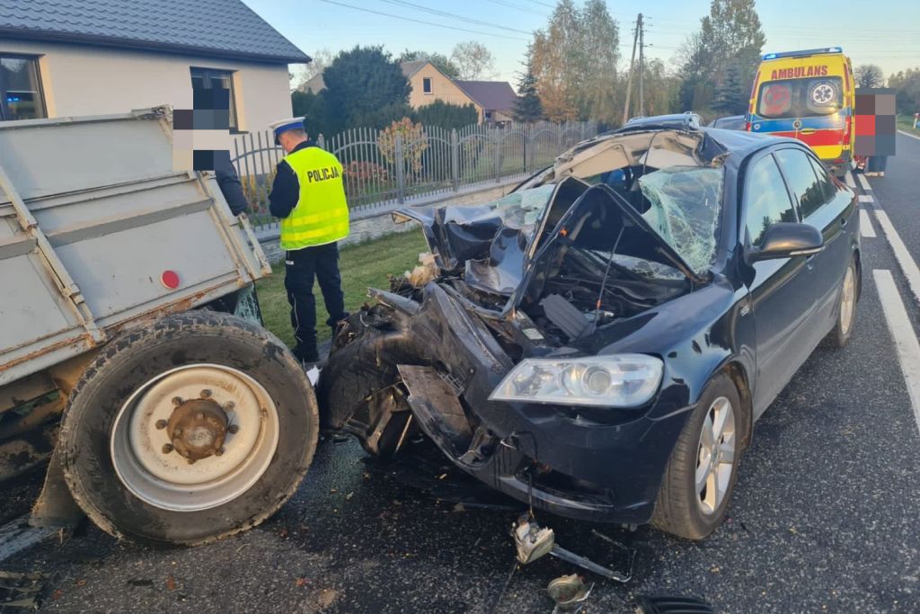 zderzenie, ciągnik, przyczepa, auto