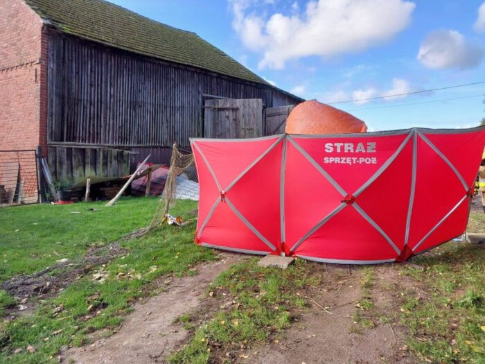 wypadek w gospodarstwie, śmierć mężczyzny, rozrzutnik, pochwycenie