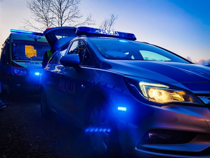 wypadek, ciągnik, dostawczak, śmierć traktorzysty