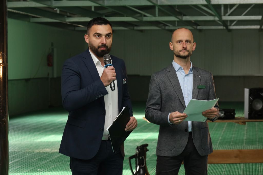 Weda, otwarcie chlewni, żywienie na mokro świń, płynne żywienie, bioasekuracja, cykl zamknięty,