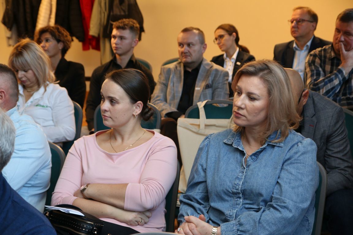 Axiom, DSM, efektywność hodowli świń, hodowla trzody chlewnej, żywienie loch i prosiąt, mikotoksyny, witamina D3