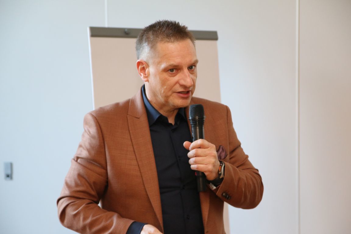 Axiom, DSM, efektywność hodowli świń, hodowla trzody chlewnej, żywienie loch i prosiąt, mikotoksyny, witamina D3