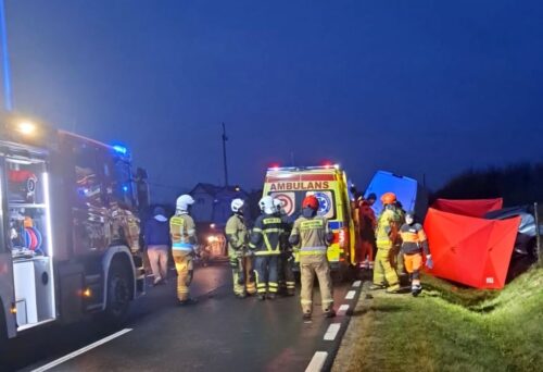 zderzenie, auto, ciągnik, wyprzedzanie