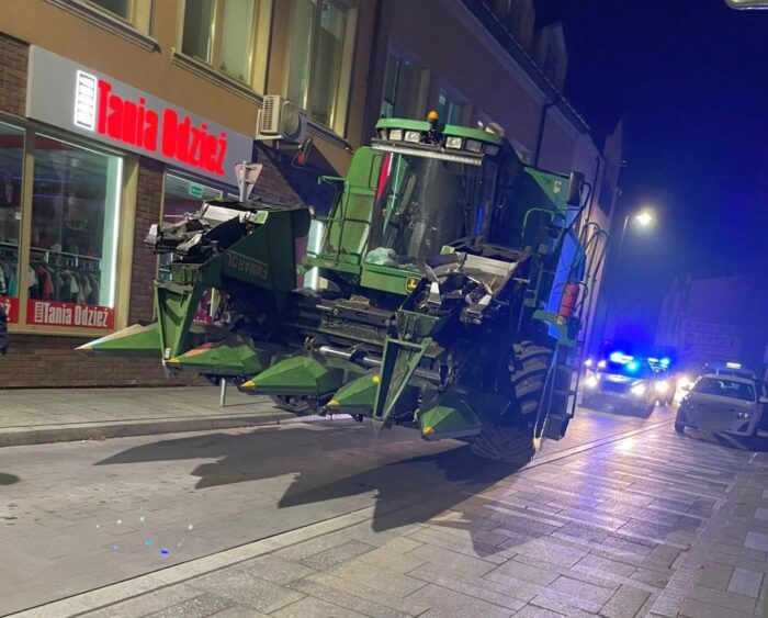 kombajn, miasto, interwencja, kombajnista