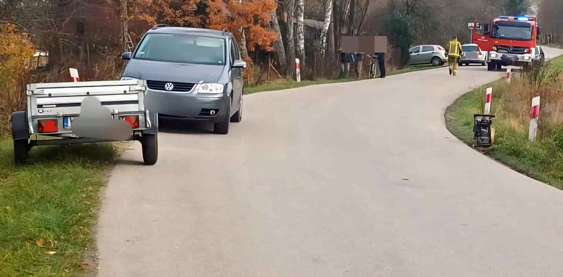 wypadek, wycinka drzewa, ciągnik, linka